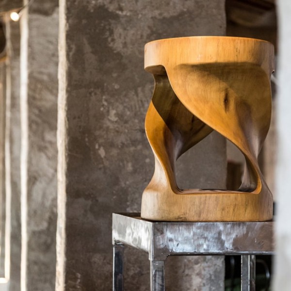 Σκαμπό Twister Stool