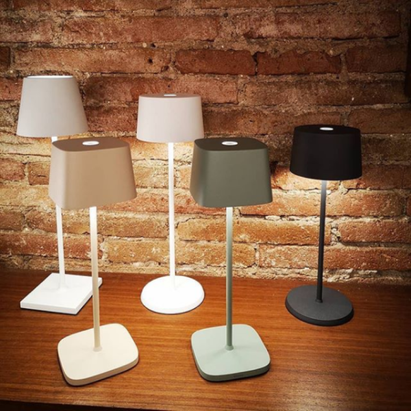 Επιτραπέζιο φωτιστικό Ofelia White